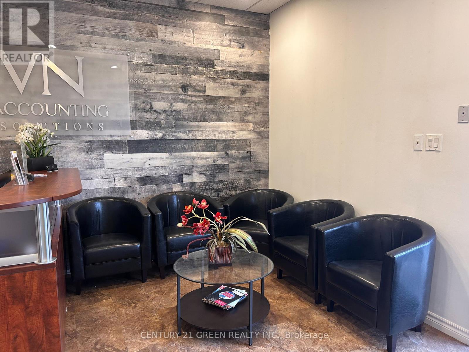 7 - 100 Wilkinson Road, Brampton, Ontario  L6T 4Y9 - Photo 2 - W12687956