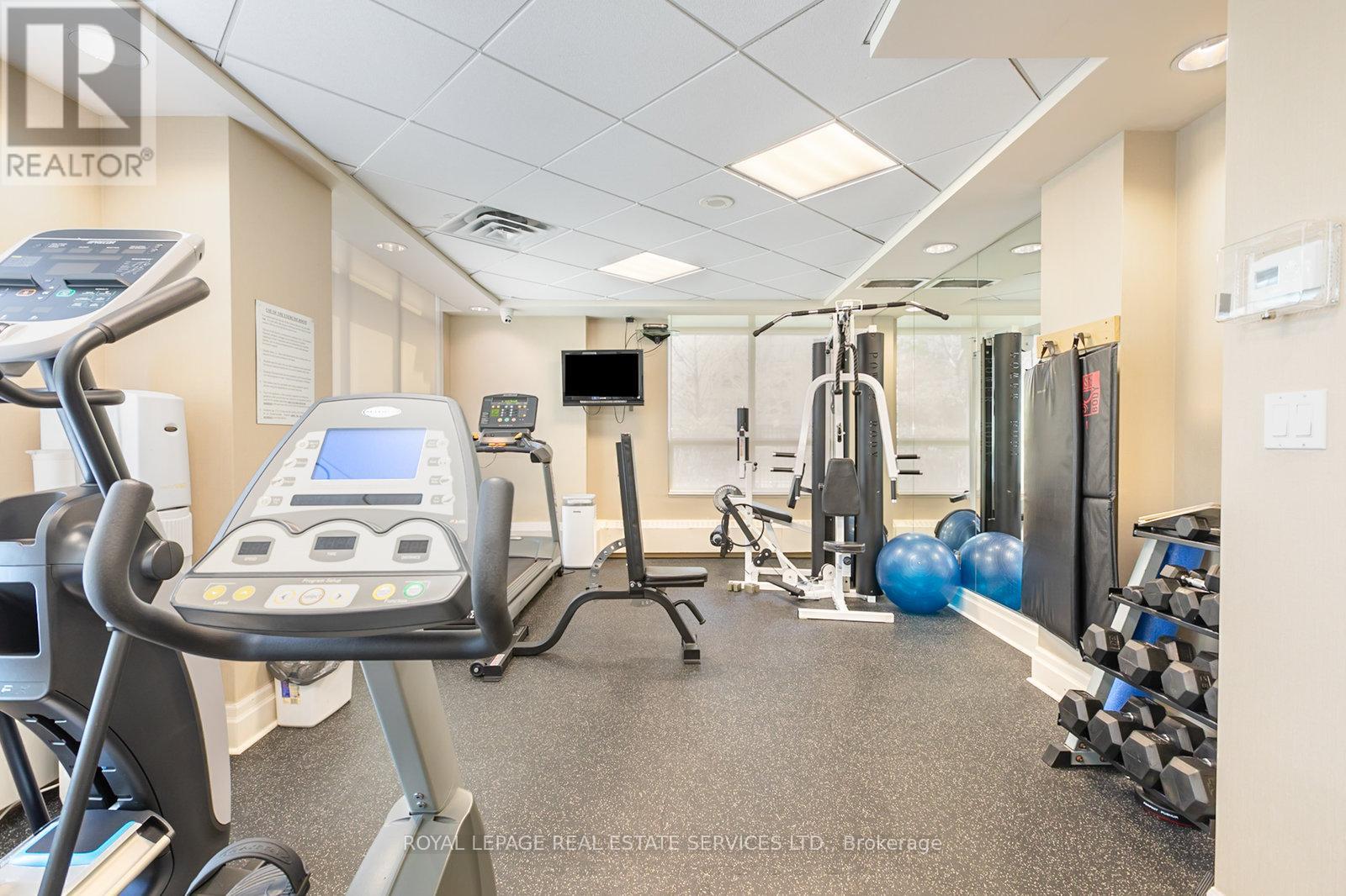 301 - 2 Aberfoyle Crescent, Toronto, Ontario  M8X 2Z8 - Photo 12 - W12687976