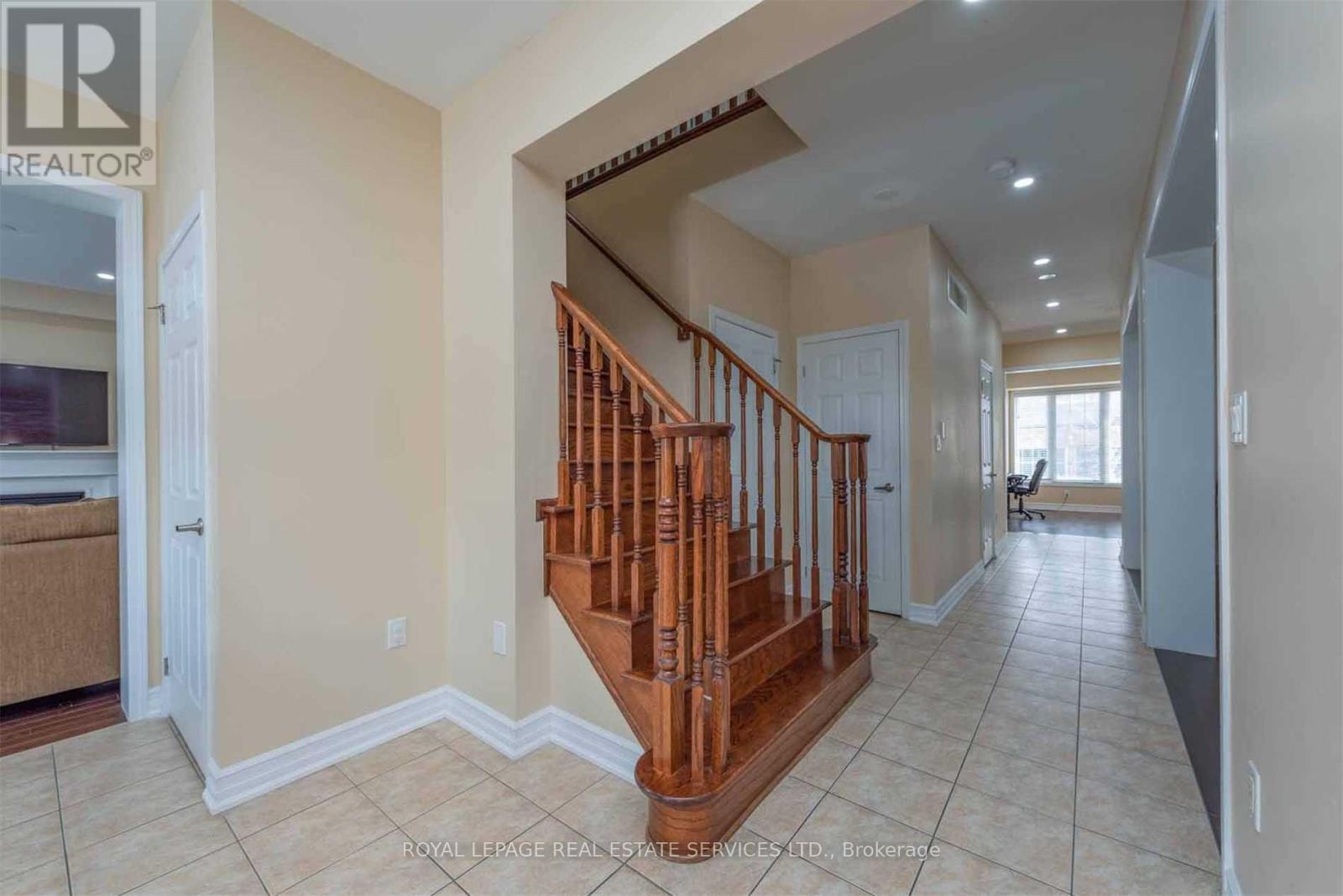 289 Potts Terrace, Milton, Ontario  L9T 0X6 - Photo 12 - W12687992