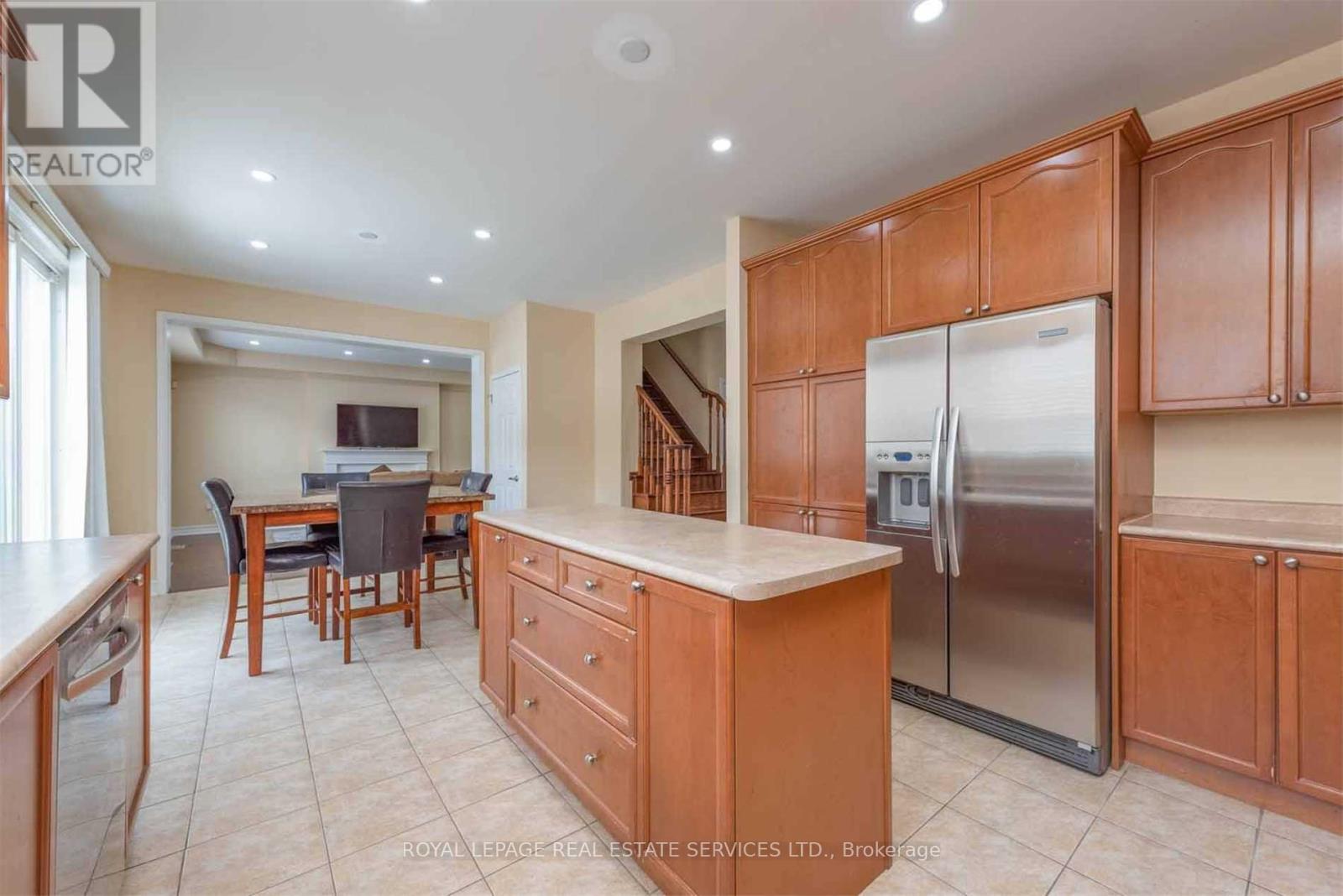 289 Potts Terrace, Milton, Ontario  L9T 0X6 - Photo 8 - W12687992