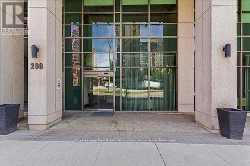 3701 - 208 Enfield Place, Mississauga, Ontario  L5B 0G8 - Photo 26 - W12688060