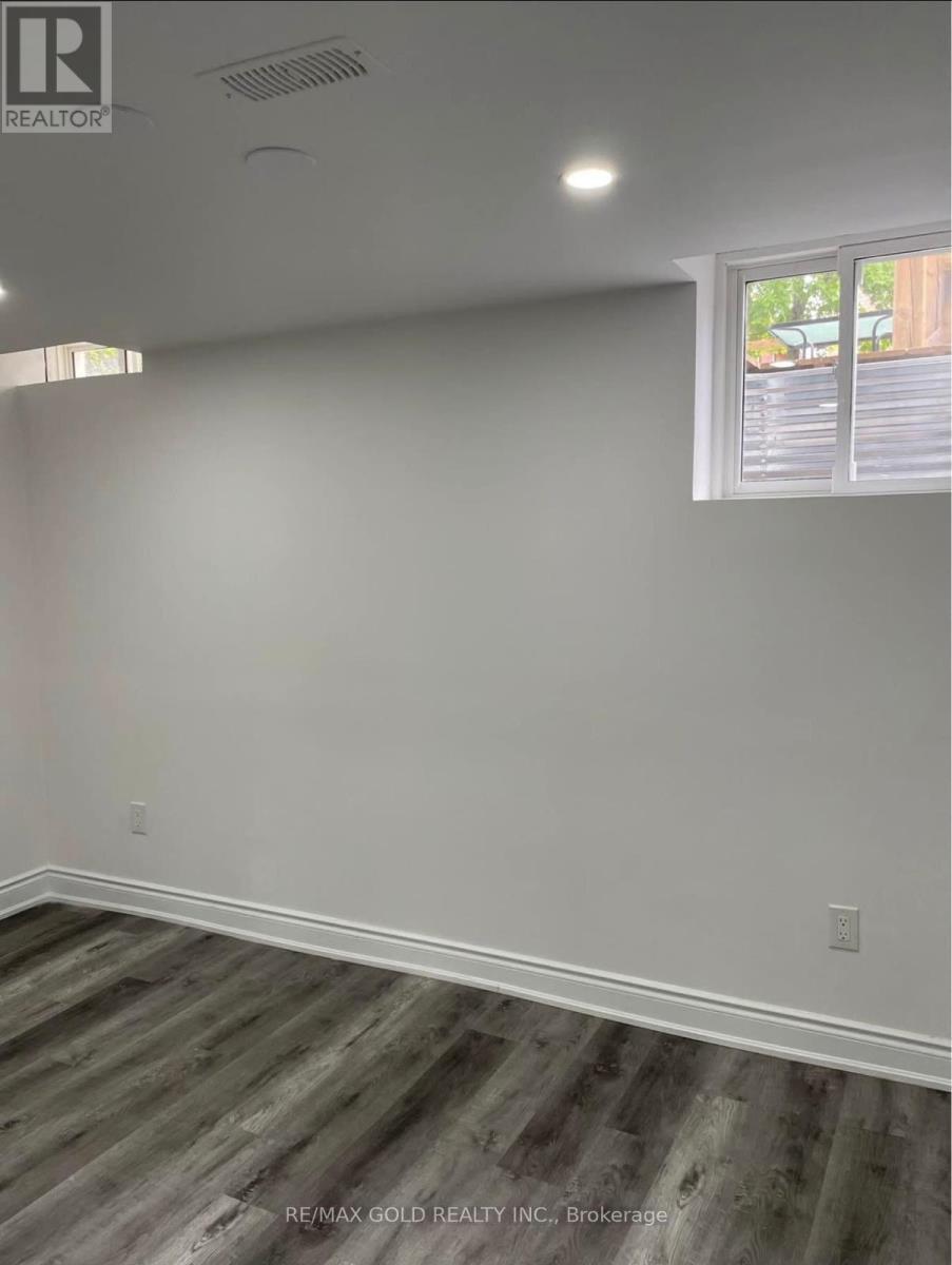 1075 Gorham Way, Milton, Ontario  L9T 6N7 - Photo 17 - W12688084