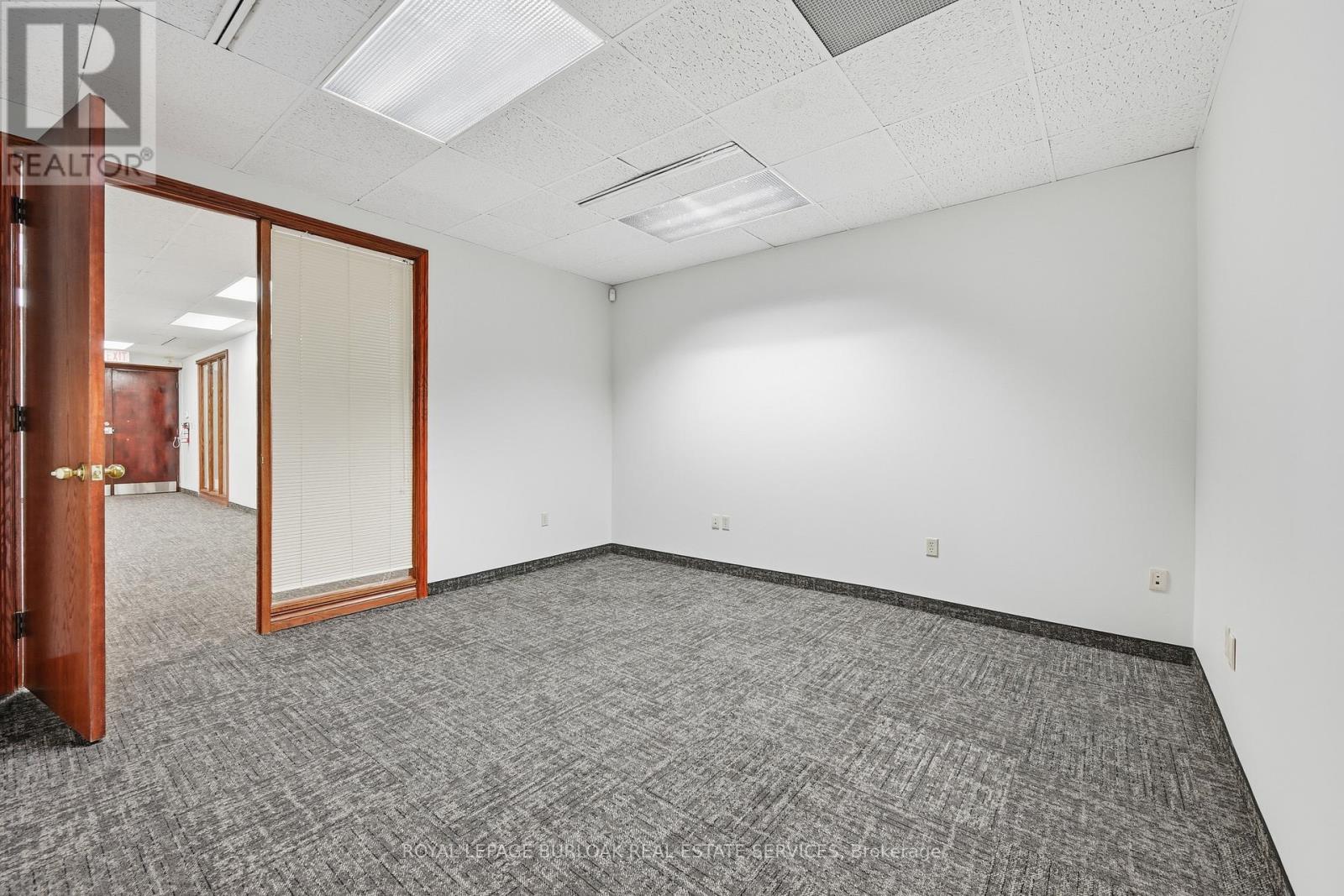 101 - 3430 South Service Road, Burlington, Ontario  L7N 3T9 - Photo 13 - W12688116