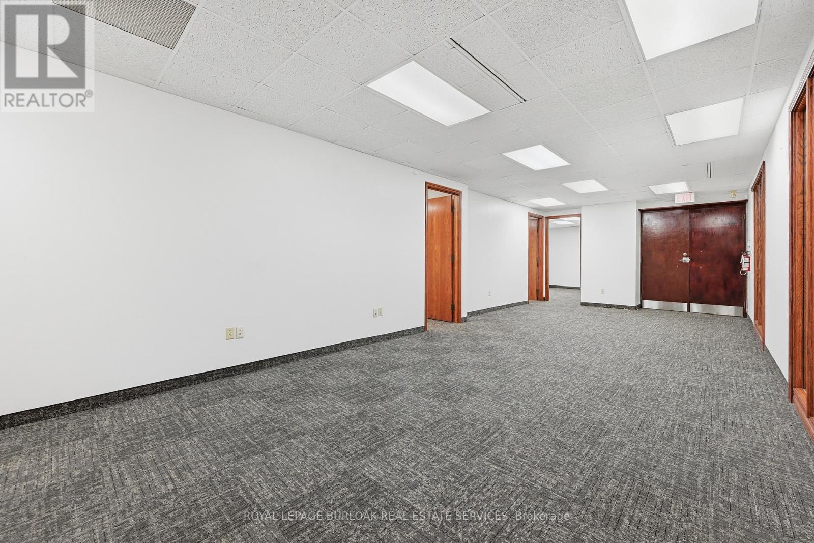 101 - 3430 South Service Road, Burlington, Ontario  L7N 3T9 - Photo 21 - W12688116