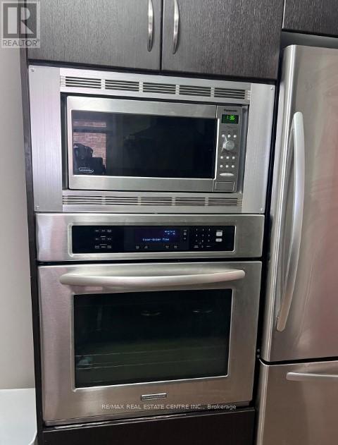 4358 Bacchus Crescent, Mississauga, Ontario  L4W 2Y3 - Photo 10 - W12688140