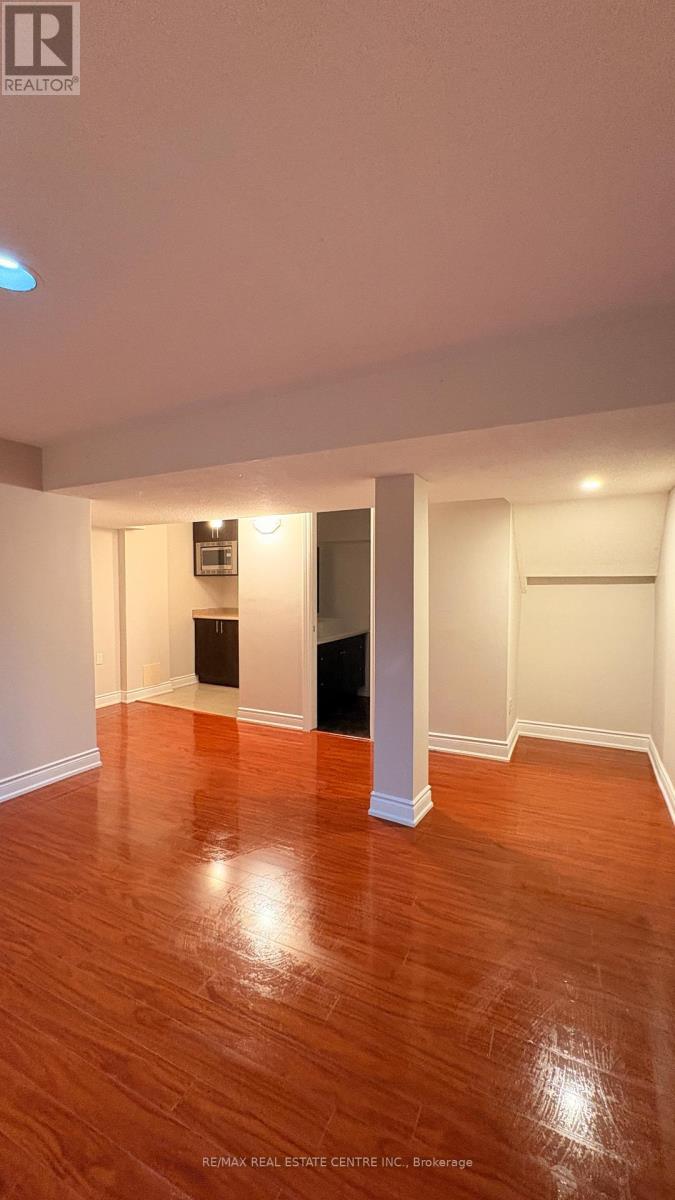 4358 Bacchus Crescent, Mississauga, Ontario  L4W 2Y3 - Photo 21 - W12688140