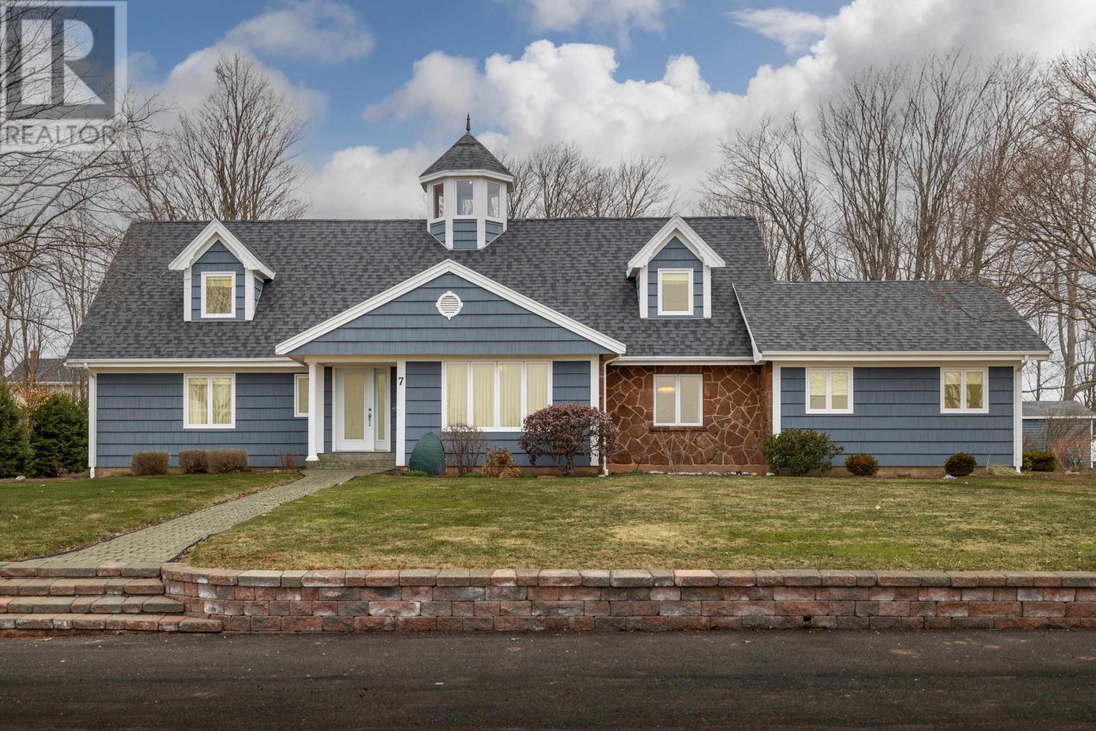 7 Glynwood Drive, Sherwood, Prince Edward Island  C1A 6J7 - Photo 4 - 202600630