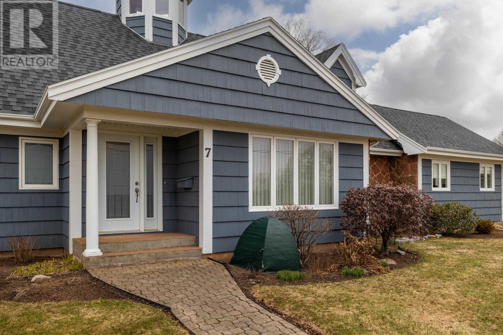 7 Glynwood Drive, Sherwood, Prince Edward Island  C1A 6J7 - Photo 5 - 202600630