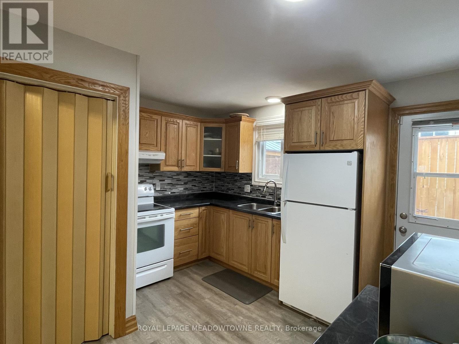 7010 Bonnie Street, Niagara Falls, Ontario  L2G 7L1 - Photo 7 - X12683050