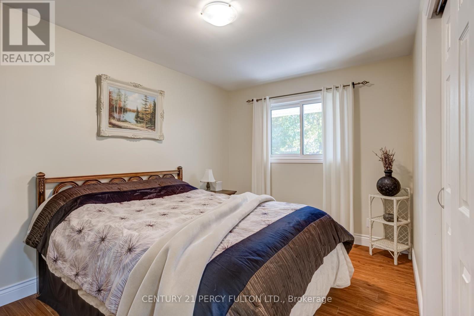 15166 Highway 118, Dysart Et Al, Ontario  K0M 1S0 - Photo 30 - X12687910