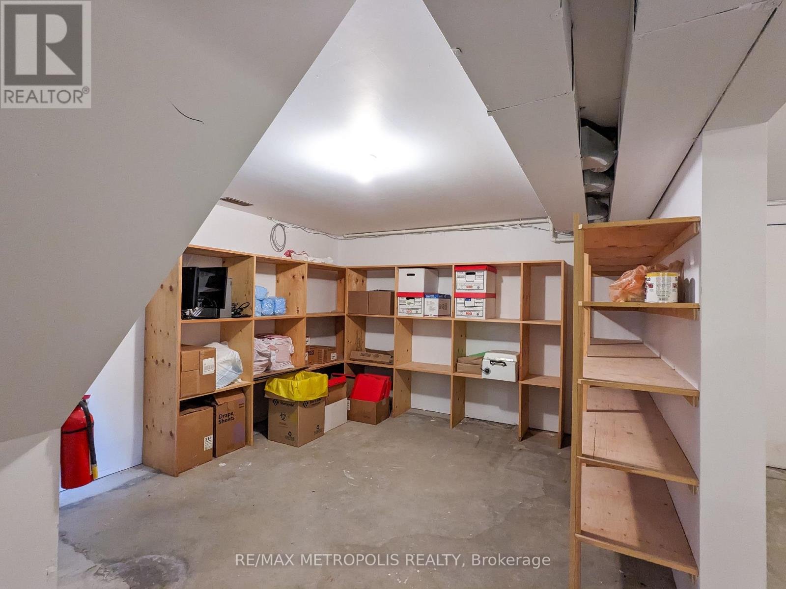 140 Cameron Street, Sarnia, Ontario  N7T 4V8 - Photo 17 - X12687934