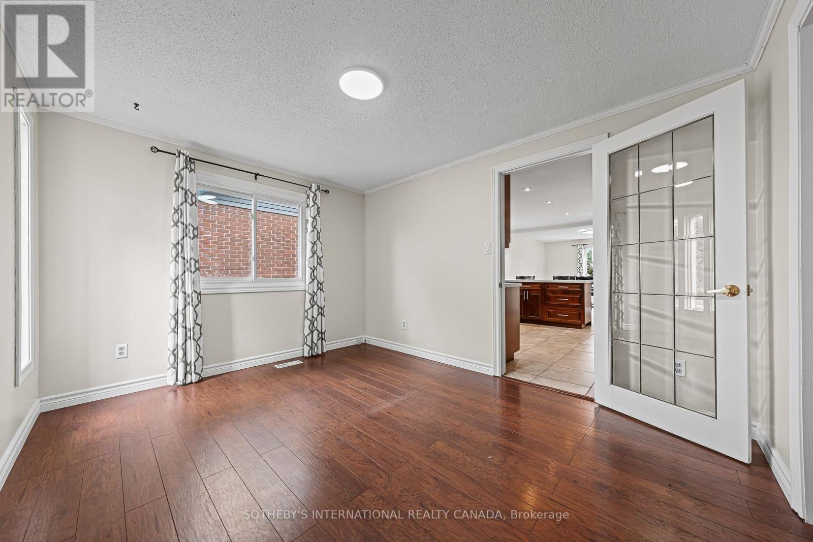 154 Covington Crescent, Cambridge, Ontario  N2N 2X4 - Photo 13 - X12688032