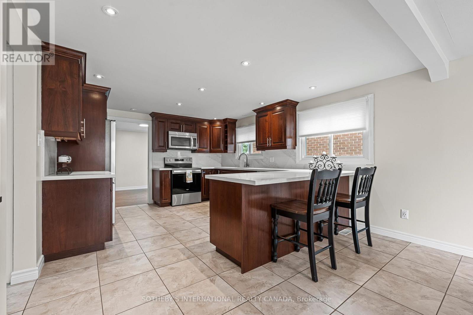 154 Covington Crescent, Cambridge, Ontario  N2N 2X4 - Photo 14 - X12688032