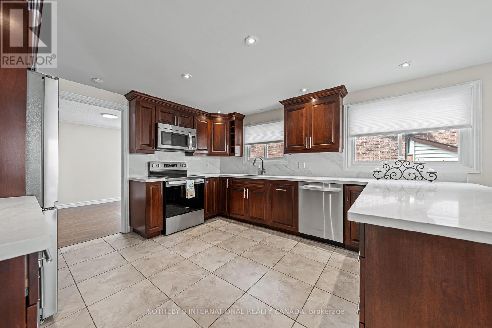 154 Covington Crescent, Cambridge, Ontario  N2N 2X4 - Photo 16 - X12688032