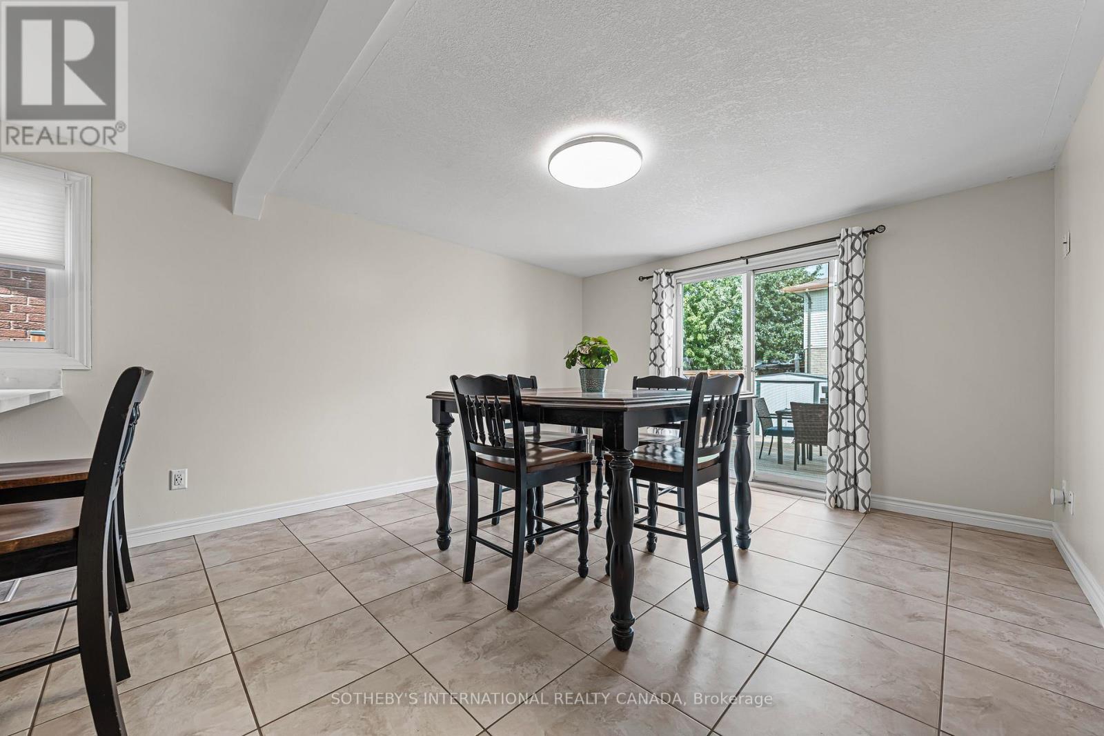 154 Covington Crescent, Cambridge, Ontario  N2N 2X4 - Photo 20 - X12688032