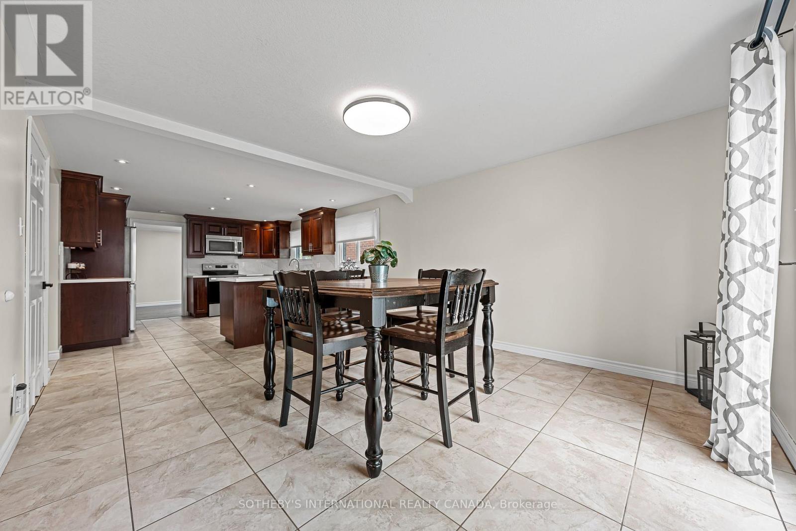 154 Covington Crescent, Cambridge, Ontario  N2N 2X4 - Photo 22 - X12688032