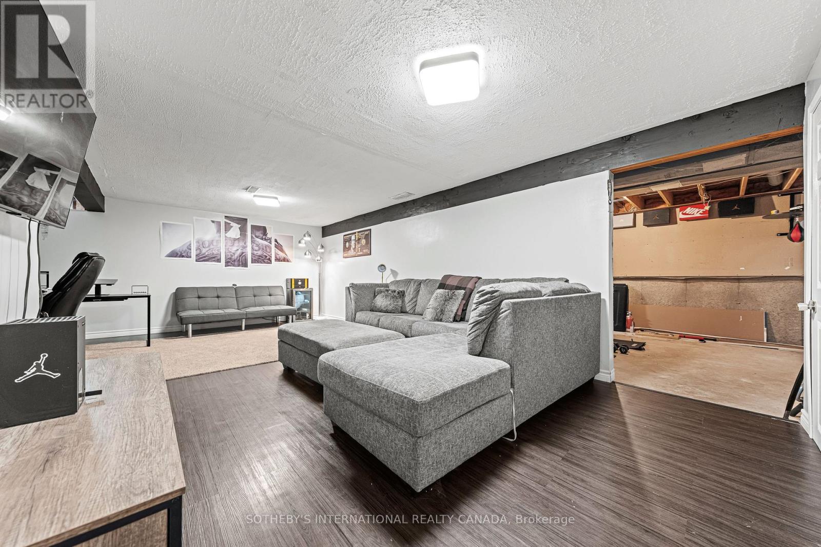 154 Covington Crescent, Cambridge, Ontario  N2N 2X4 - Photo 37 - X12688032