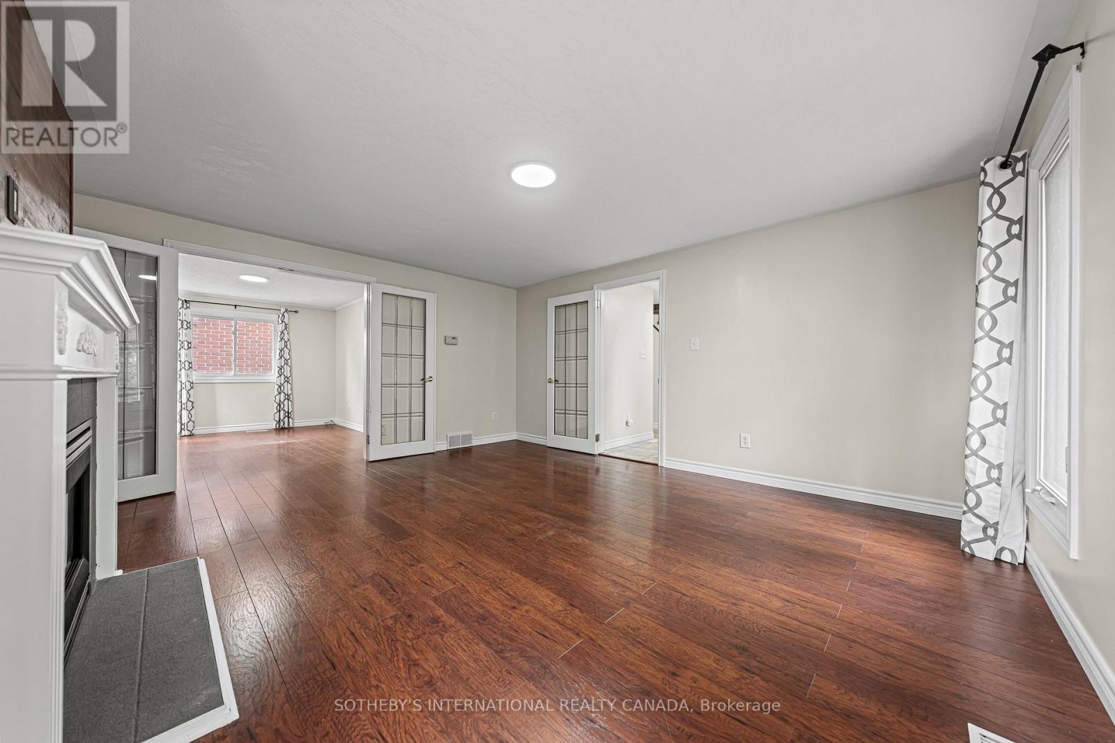 154 Covington Crescent, Cambridge, Ontario  N2N 2X4 - Photo 7 - X12688032