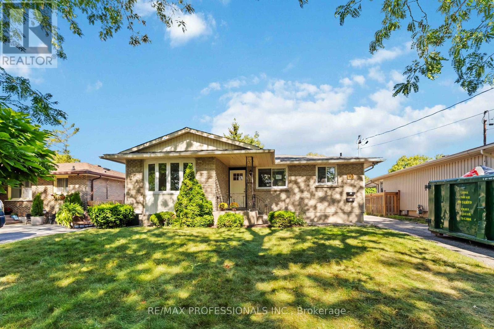 LOWER - 10 CINDY DRIVE, St. Catharines, Ontario