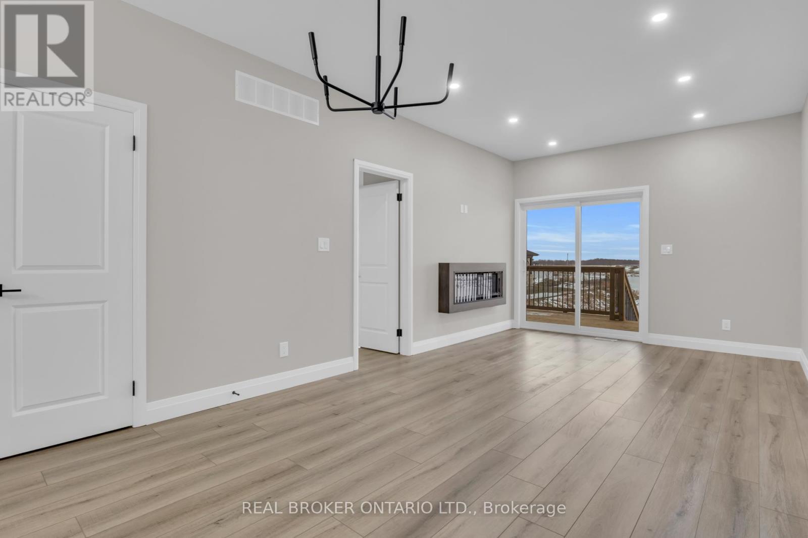 18 - 29 Weymouth Street, Woolwich, Ontario  N3B 0G3 - Photo 14 - X12552098