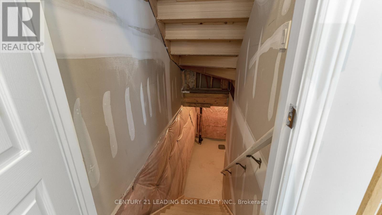 124 Sunset Way, Thorold, Ontario  L0S 1A0 - Photo 17 - X12568478