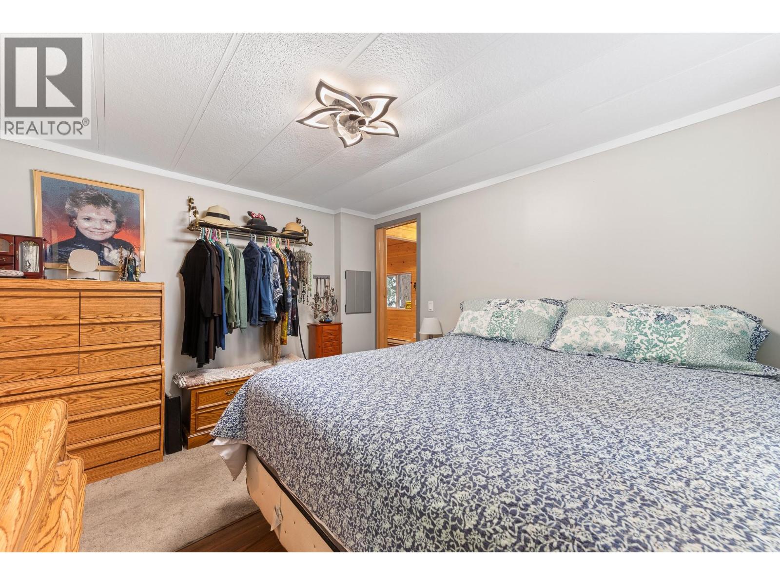 5807 Birch Avenue, Kitchener, British Columbia  V0B 1W1 - Photo 16 - 10372145