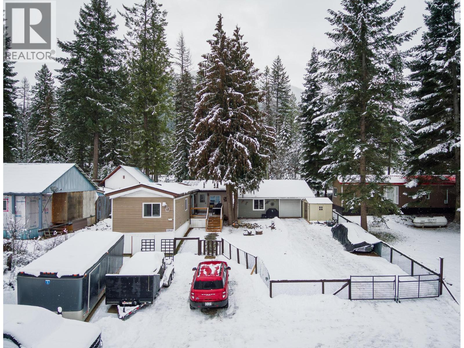 5807 Birch Avenue, Kitchener, British Columbia  V0B 1W1 - Photo 52 - 10372145