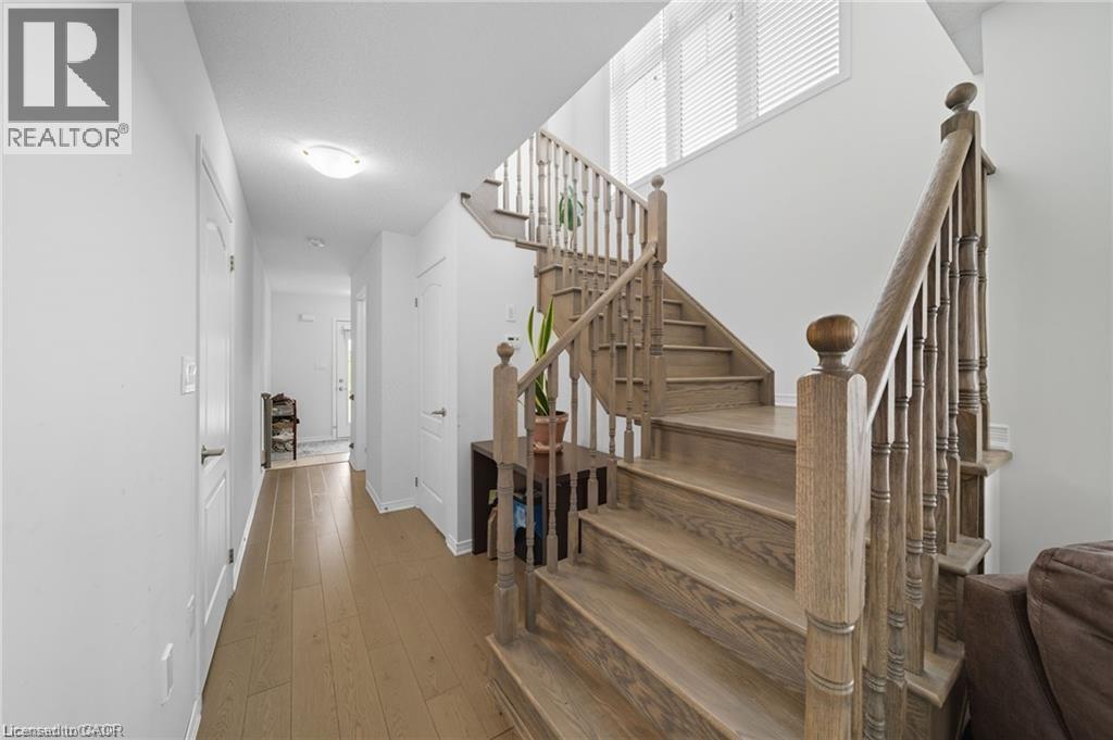 176 Maclachlan Avenue, Caledonia, Ontario  N3W 0E1 - Photo 5 - 40797939