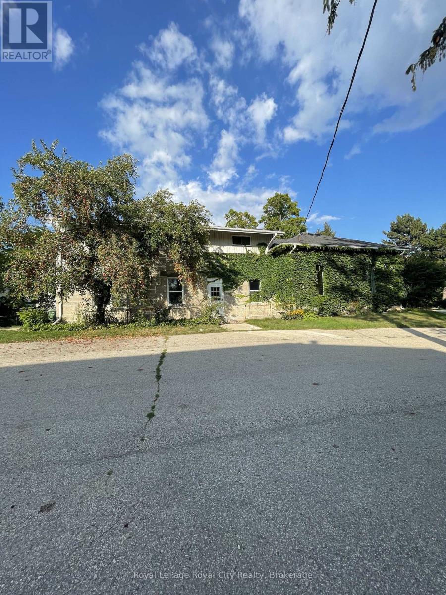 245 SPEEDVALE AVENUE W, guelph (junction/onward willow), Ontario