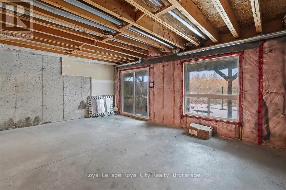 8 - 355 Macalister Boulevard, Guelph (Kortright East), Ontario  N1L 1B3 - Photo 23 - X12688292