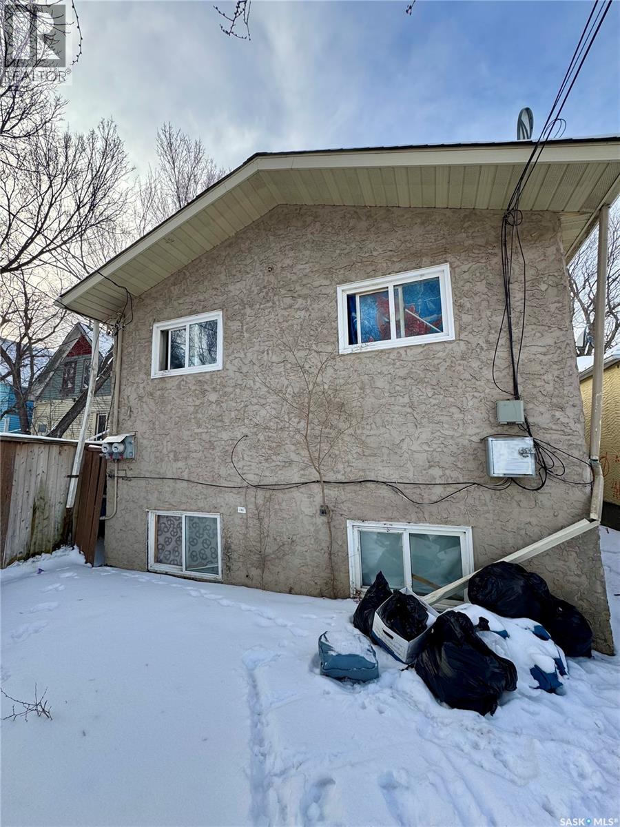 1351 Retallack Street, Regina, Saskatchewan  S4T 2J1 - Photo 2 - SK007795