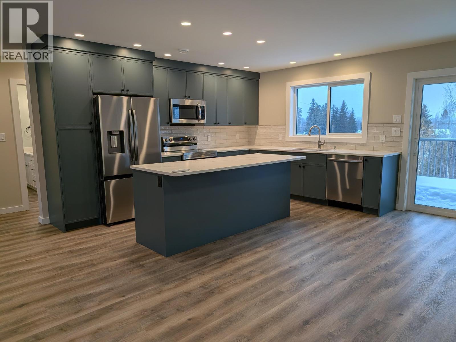 1498 Chestnut Street, Telkwa, British Columbia  V0J 2X0 - Photo 4 - R3077682