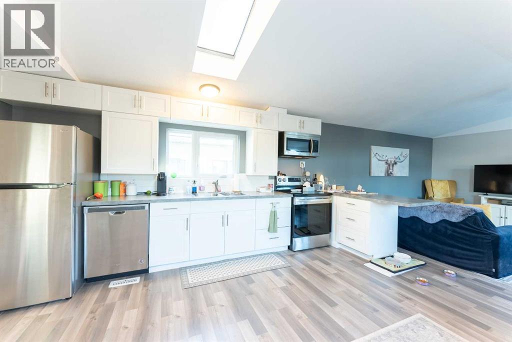 42 Westover Crescent, Claresholm, Alberta  T0L 0T0 - Photo 10 - A2271879