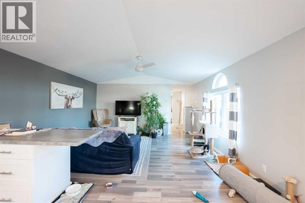 42 Westover Crescent, Claresholm, Alberta  T0L 0T0 - Photo 9 - A2271879