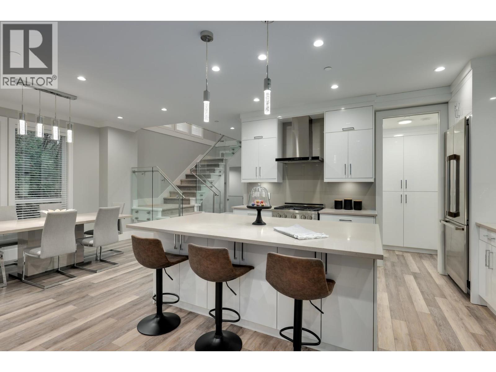 311 Avalon Drive, Port Moody, British Columbia  V3H 2X9 - Photo 6 - R3070844