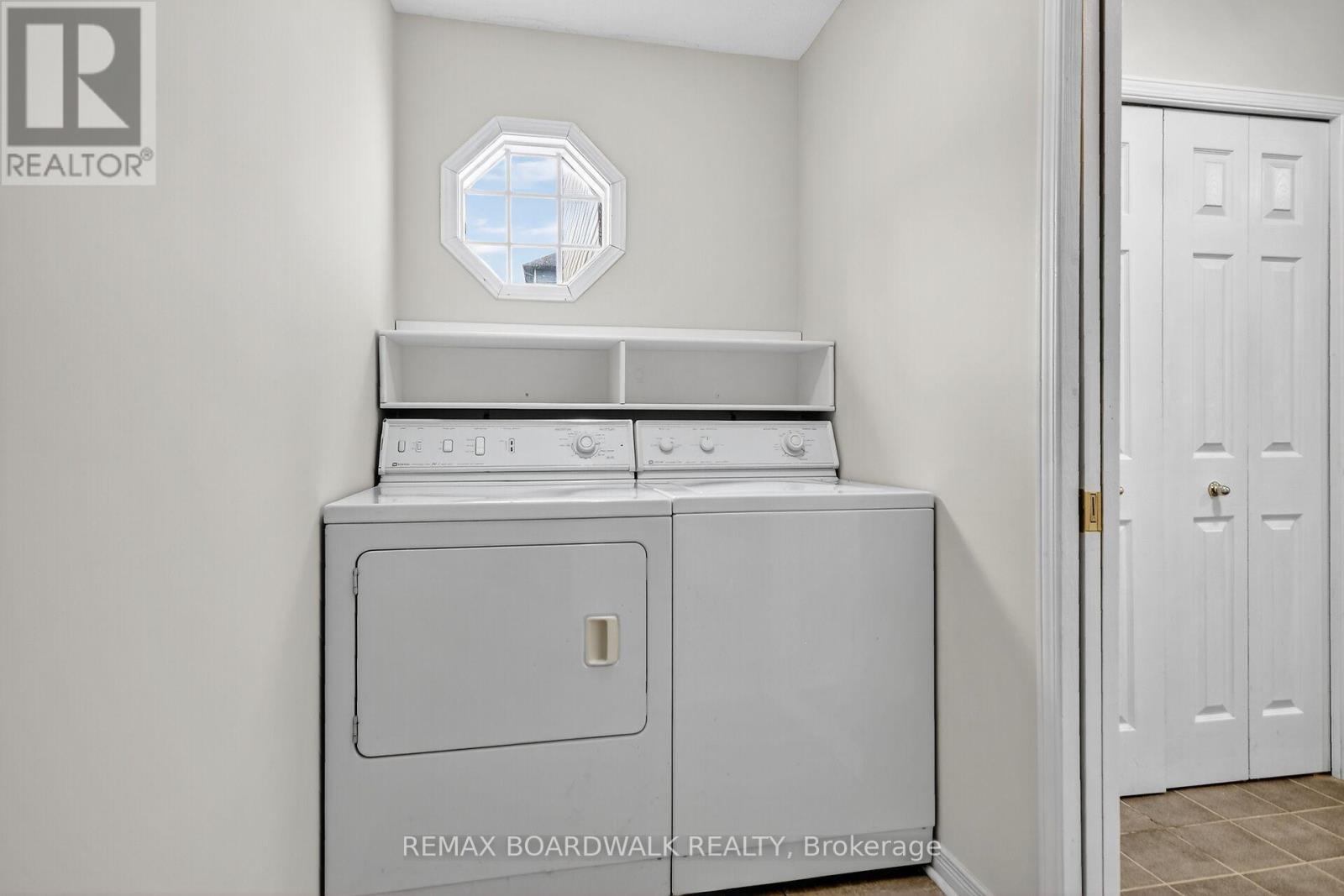 85 Alon Street, Ottawa, Ontario  K2S 1K7 - Photo 16 - X12688198