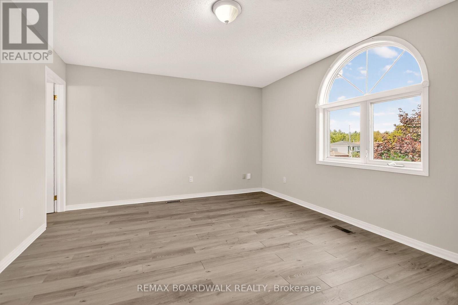 85 Alon Street, Ottawa, Ontario  K2S 1K7 - Photo 18 - X12688198