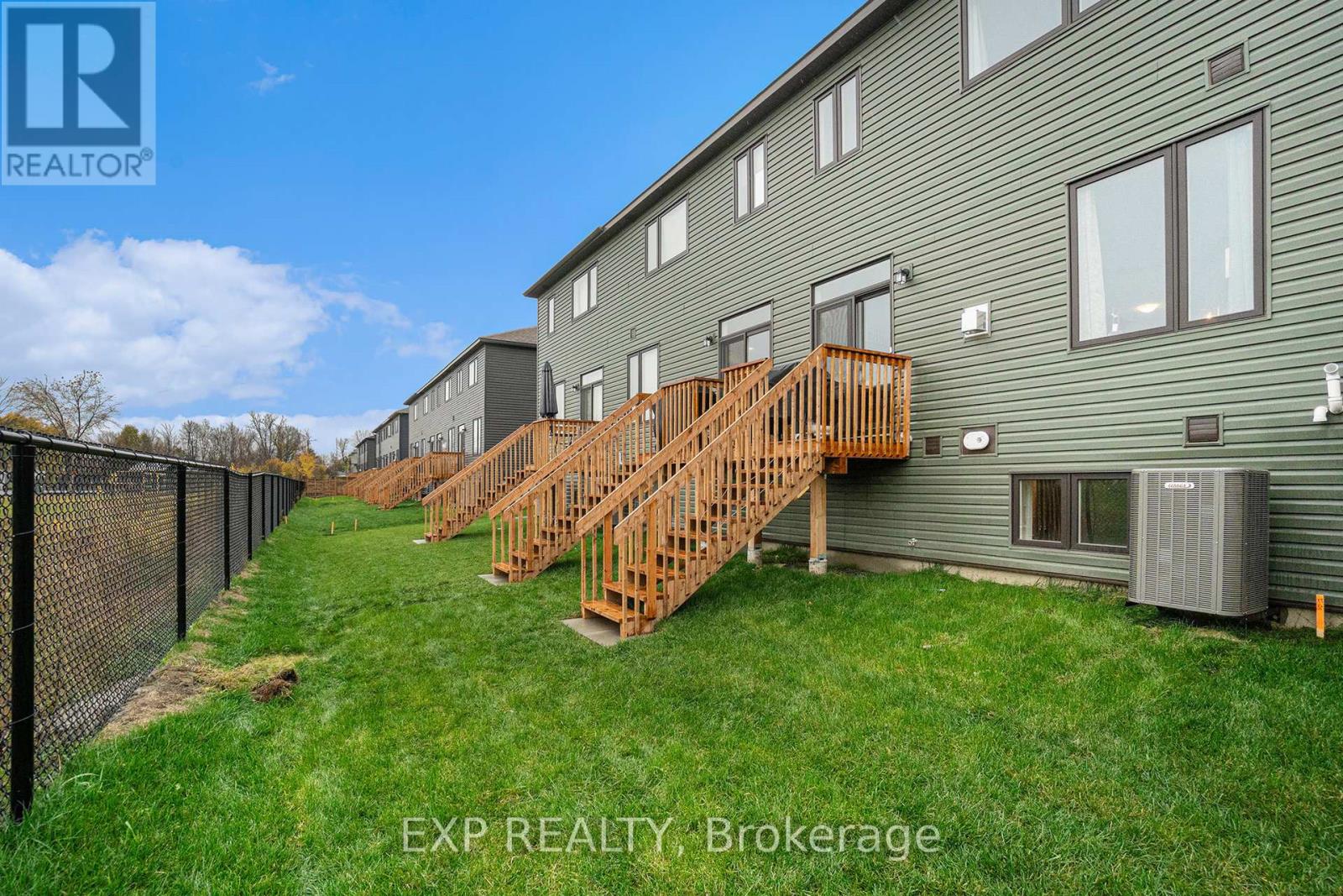 93 Richelieu Street, Russell, Ontario  K0A 1W0 - Photo 23 - X12688290