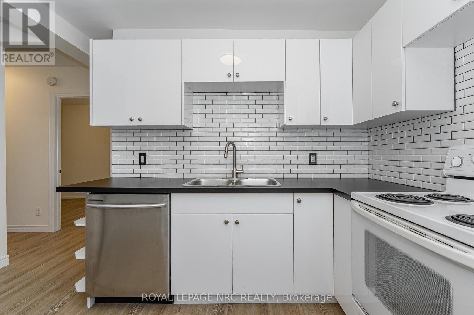 Unit A - 237 Mitchell Street, Port Colborne, Ontario  L3K 1Y5 - Photo 14 - X12612394