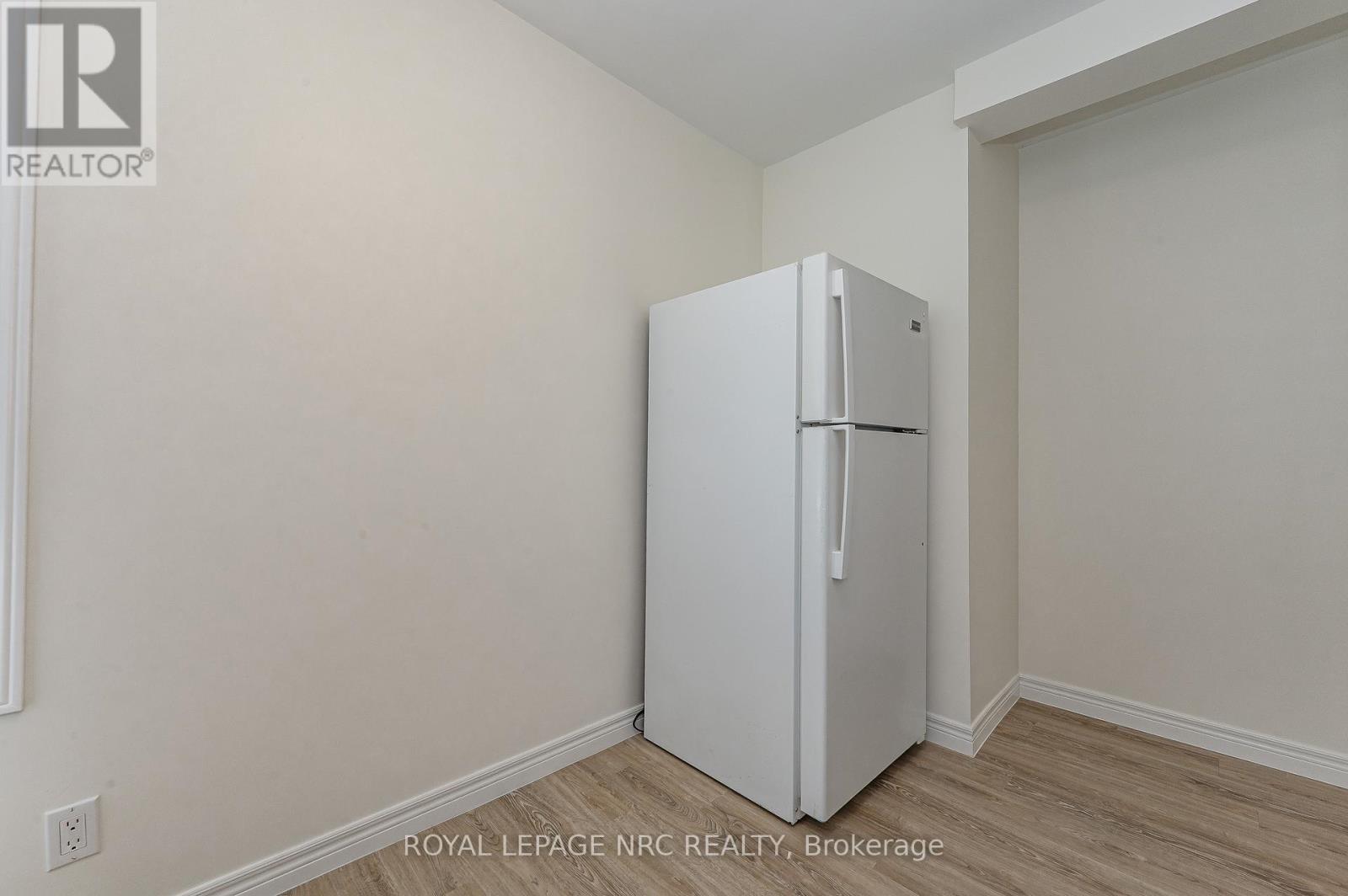 Unit A - 237 Mitchell Street, Port Colborne, Ontario  L3K 1Y5 - Photo 15 - X12612394