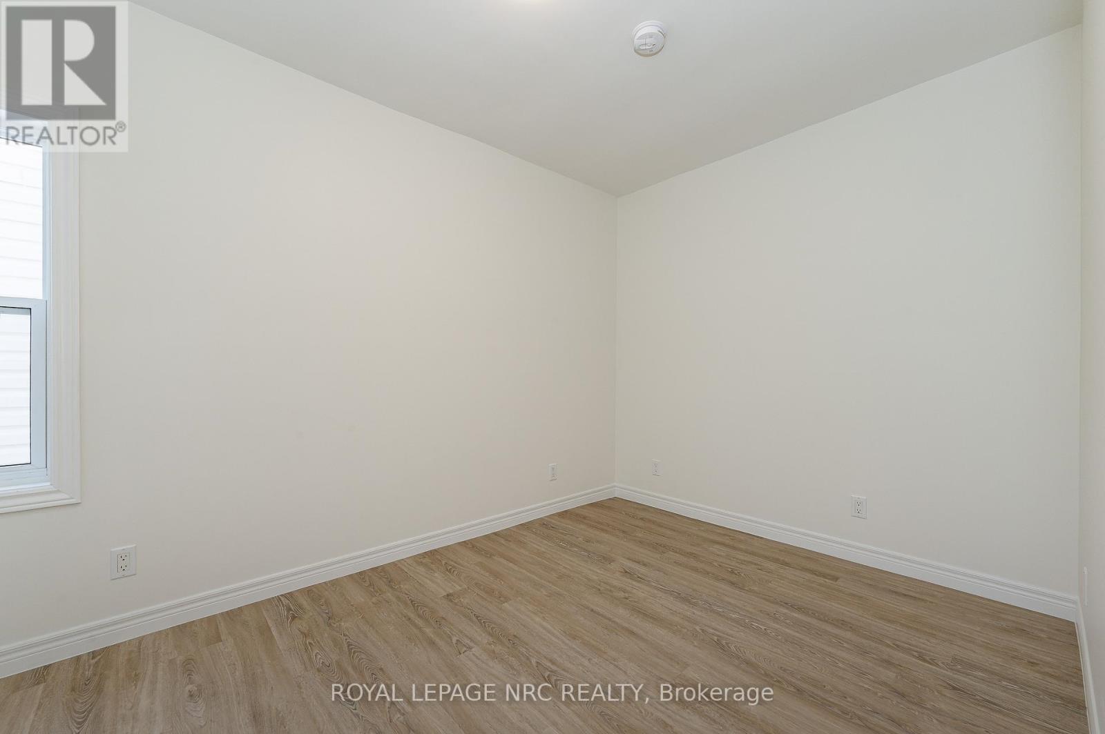 Unit A - 237 Mitchell Street, Port Colborne, Ontario  L3K 1Y5 - Photo 17 - X12612394