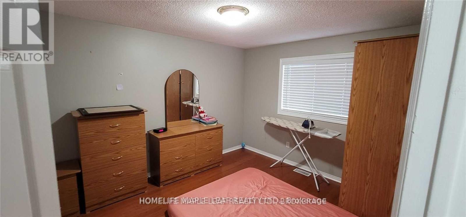 44 Redpoll Court, Brampton (Fletcher's Creek South), Ontario  L6Y 4A8 - Photo 13 - W12649606