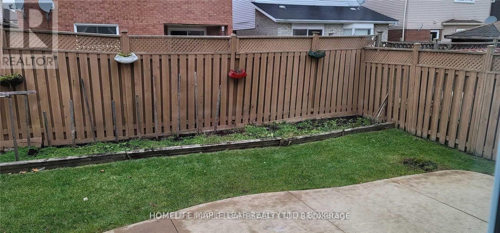 44 Redpoll Court, Brampton (Fletcher's Creek South), Ontario  L6Y 4A8 - Photo 15 - W12649606