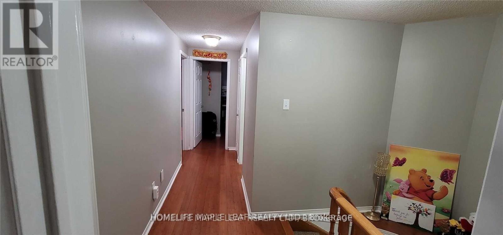 44 Redpoll Court, Brampton (Fletcher's Creek South), Ontario  L6Y 4A8 - Photo 7 - W12649606