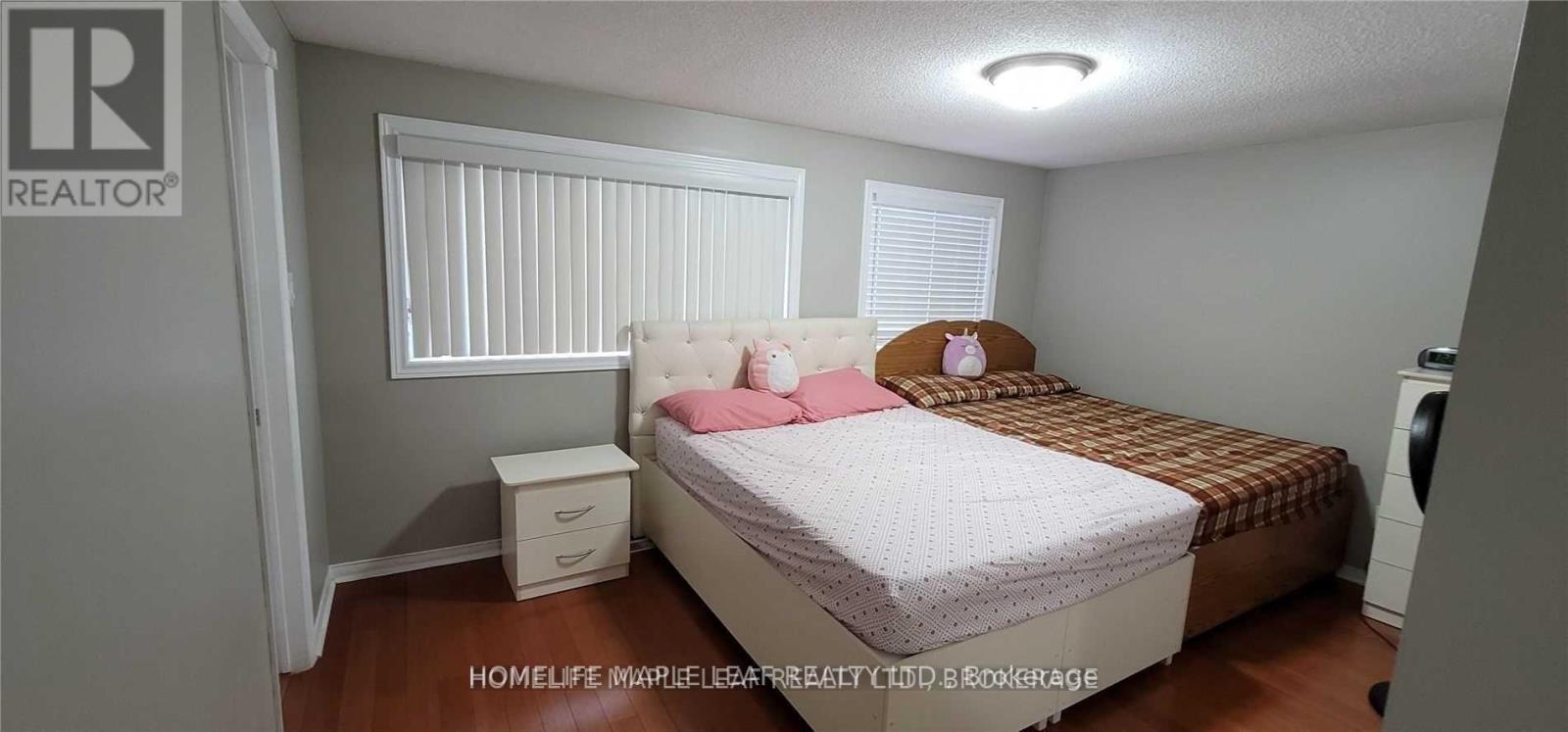 44 Redpoll Court, Brampton (Fletcher's Creek South), Ontario  L6Y 4A8 - Photo 8 - W12649606