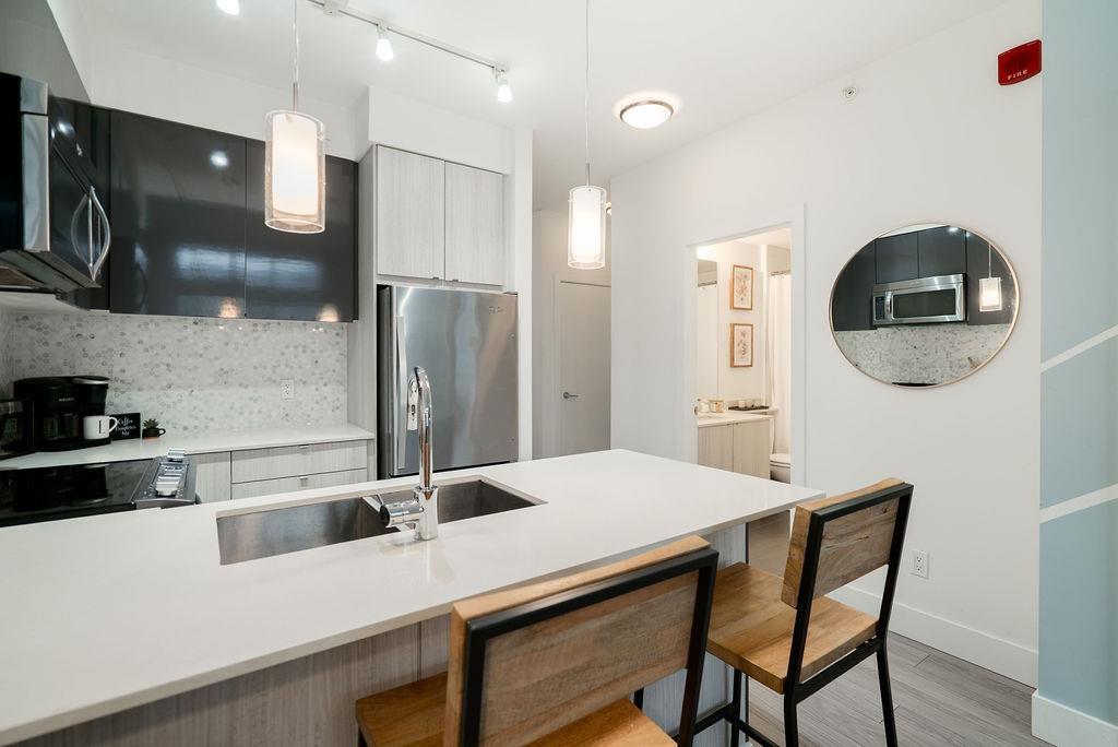 409 6468 195a Street, Surrey, British Columbia  V4N 6R6 - Photo 6 - R3078348