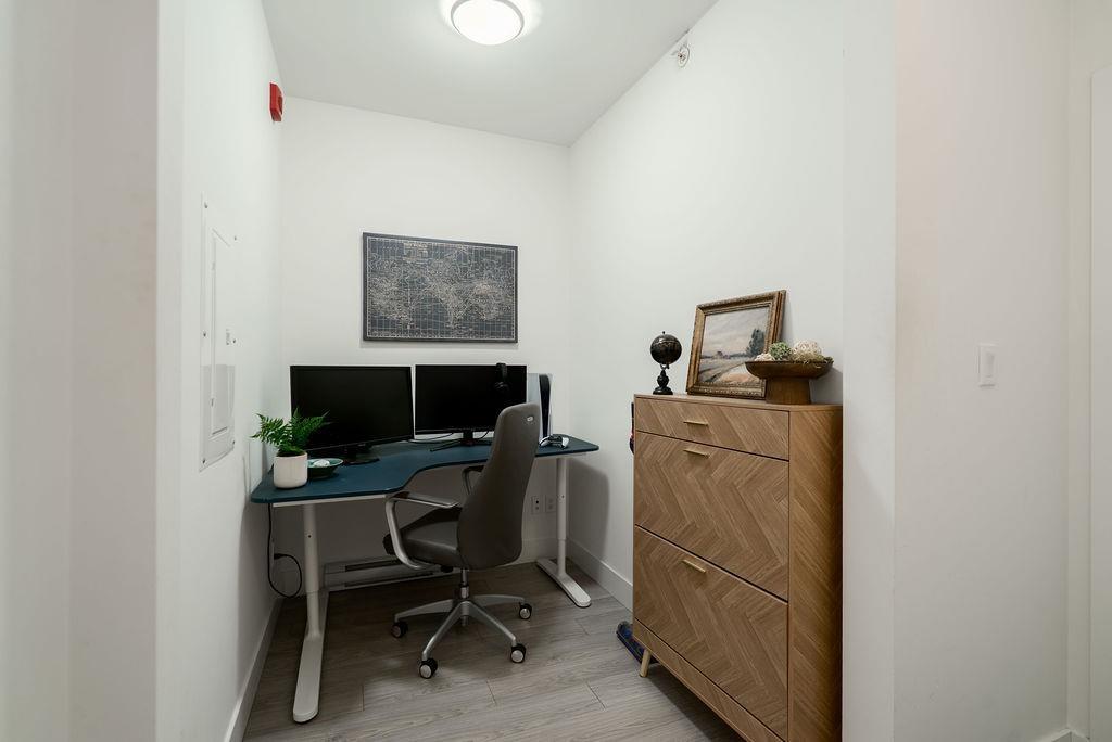 409 6468 195a Street, Surrey, British Columbia  V4N 6R6 - Photo 25 - R3078348