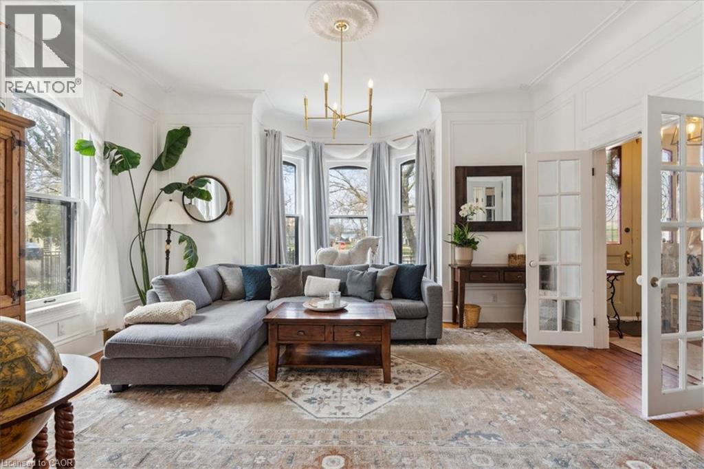 123 Main Street W, Grimsby, Ontario  L3M 1R9 - Photo 8 - 40797833