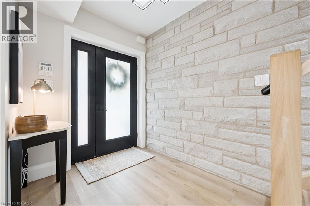 560 Wilmot Line, Waterloo, Ontario  N2J 3Z4 - Photo 3 - 40797713