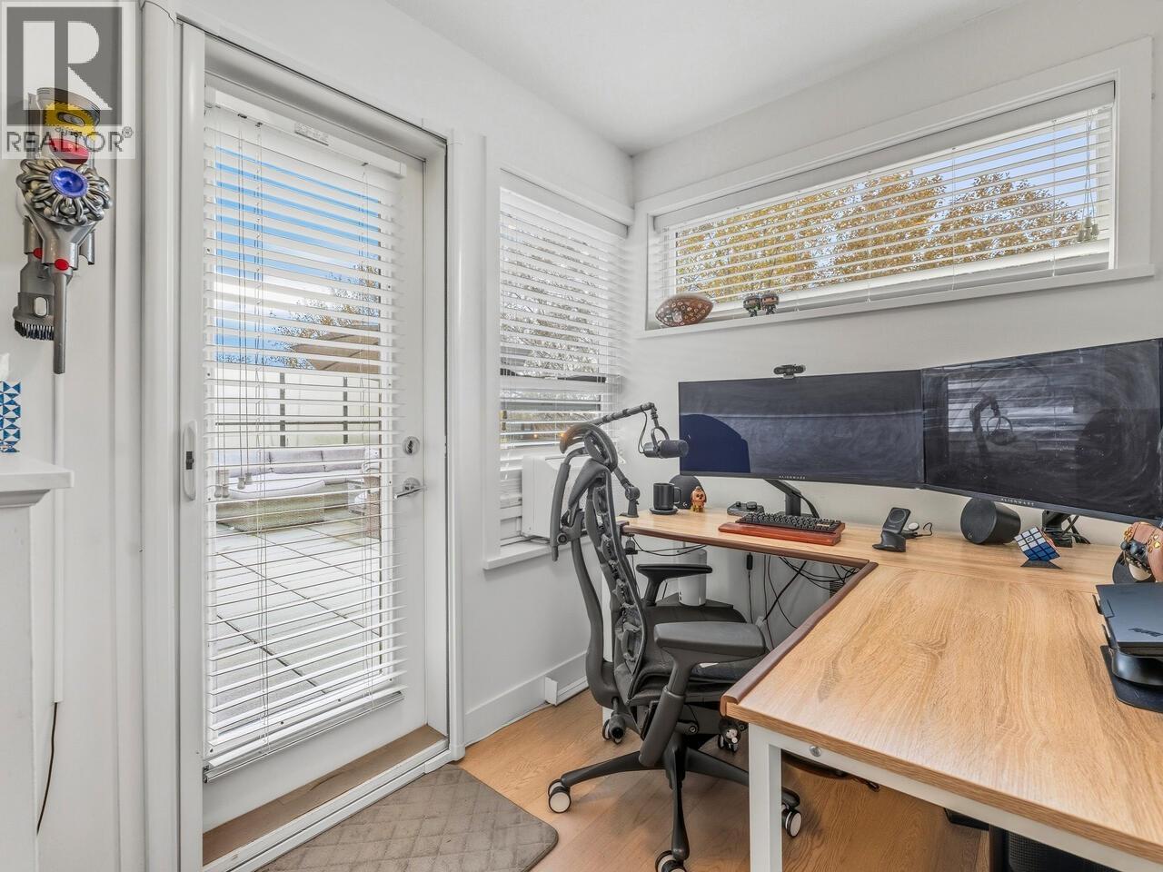 628 723 W 3rd Street, North Vancouver, British Columbia  V7M 0E4 - Photo 15 - R3078255